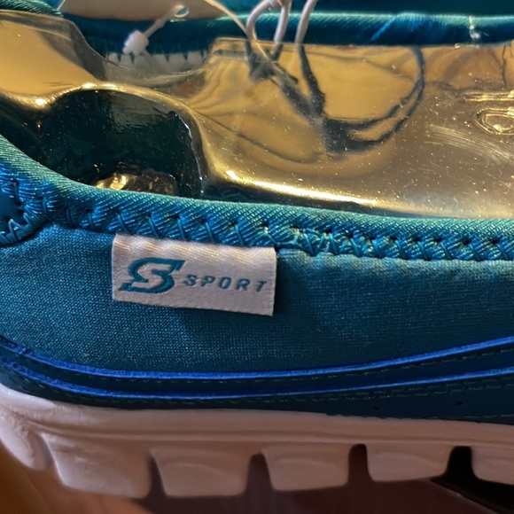 Sport by Skechers ~ Size 20 - Picture 7 of 12